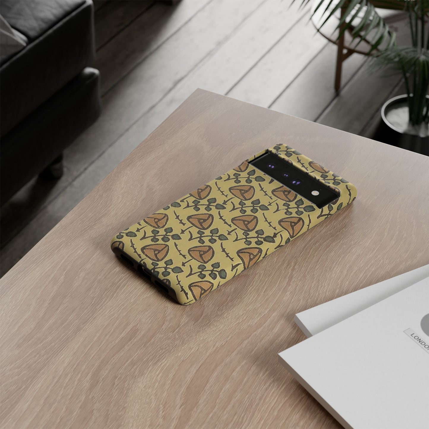 花柄タフスマホケース - 着物や帯で使用されている模様、アウトドア愛好家のためのヴィンテージナチュラルデザイン