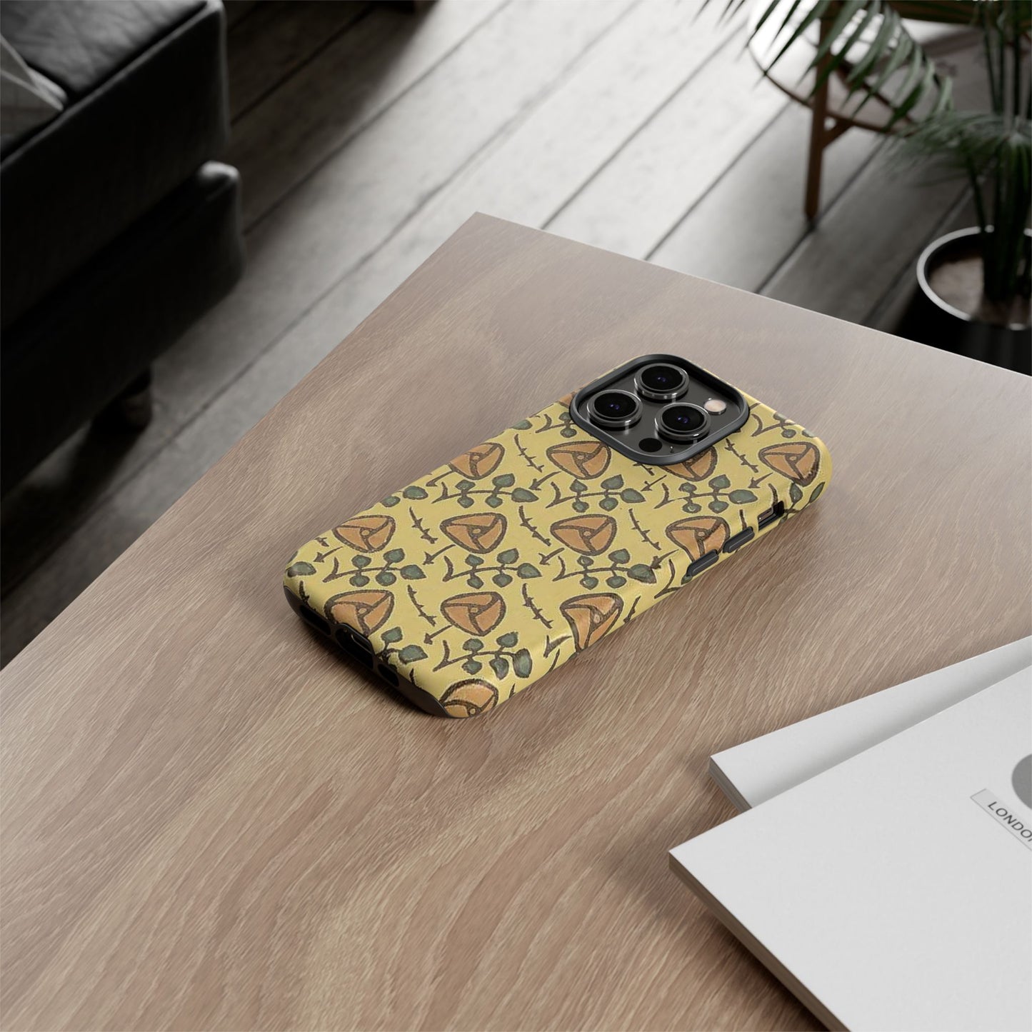 花柄タフスマホケース - 着物や帯で使用されている模様、アウトドア愛好家のためのヴィンテージナチュラルデザイン