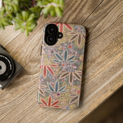 和柄、日本の伝統文様、植物柄、着物や帯などに用いられた模様のスマホケース
